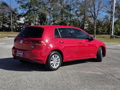 2016 Volkswagen Golf TSI S 4-Door