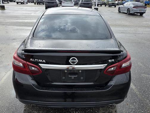 2017 Nissan Altima 2.5 SR