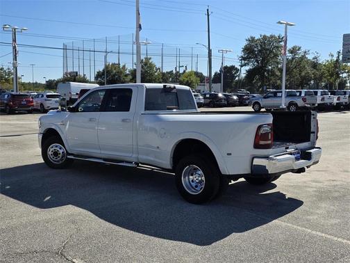 2019 RAM 3500 Laramie