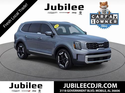 Everlasting Silver 2024 Kia Telluride S