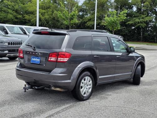 2020 Dodge Journey SE Value