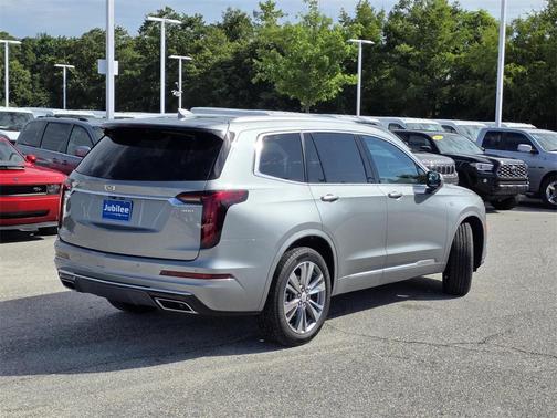 2024 Cadillac XT6 Premium Luxury AWD