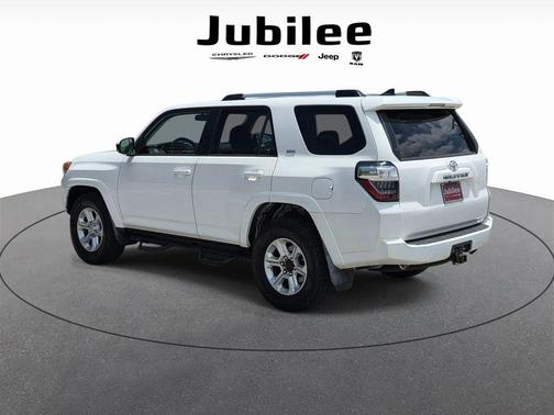 Super White 2019 Toyota 4Runner SR5