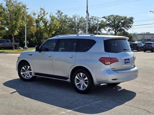 2017 INFINITI QX80 Base