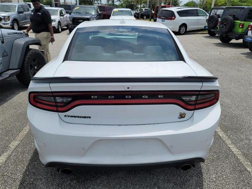 2019 Dodge Charger Scat Pack