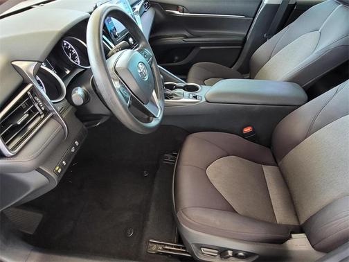 2021 Toyota Camry Hybrid LE
