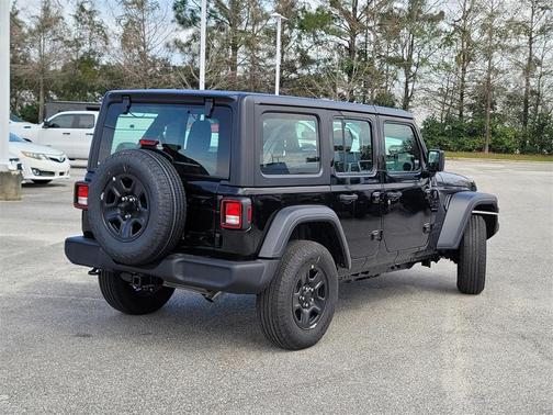 2025 Jeep Wrangler Sport