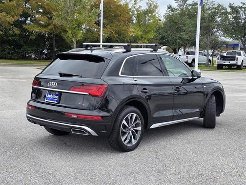 2023 Audi Q5 45 S line quattro Premium