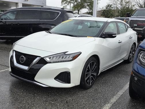2021 Nissan Maxima SV