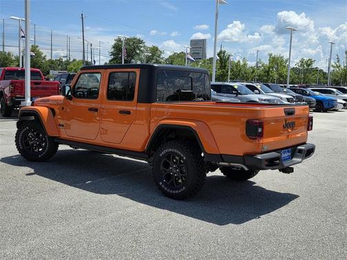 2025 Jeep Gladiator Sport