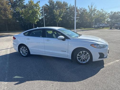 2019 Ford Fusion Hybrid SE