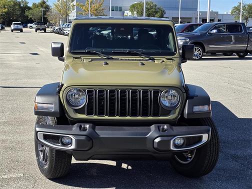 2025 Jeep Gladiator Sport