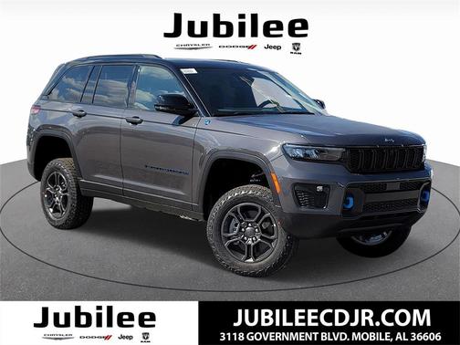 2025 Jeep Grand Cherokee 4xe Trailhawk