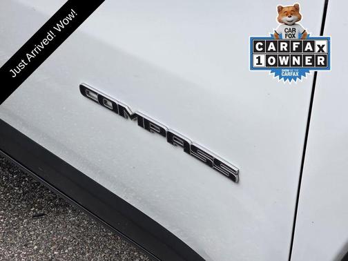Bright White Clearcoat 2025 Jeep Compass Limited