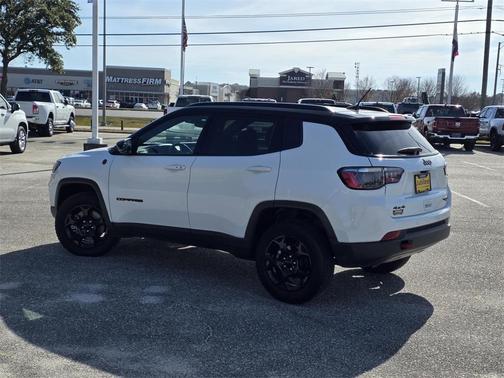 2023 Jeep Compass Trailhawk