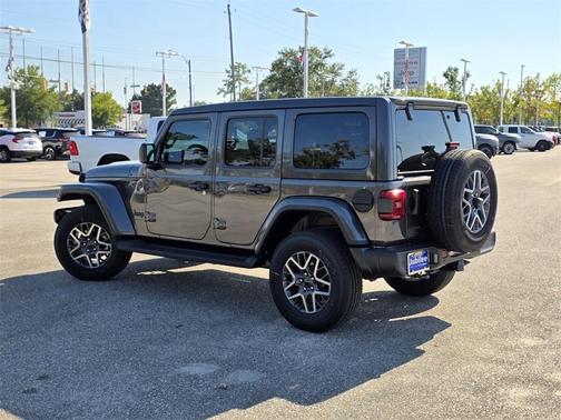 2025 Jeep Wrangler Sahara