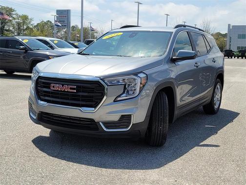 2024 GMC Terrain SLE