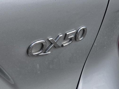 Liquid Platinum 2021 INFINITI QX50 Luxe