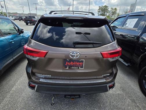 Bronze 2019 Toyota Highlander