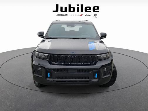 2025 Jeep Grand Cherokee 4xe Trailhawk