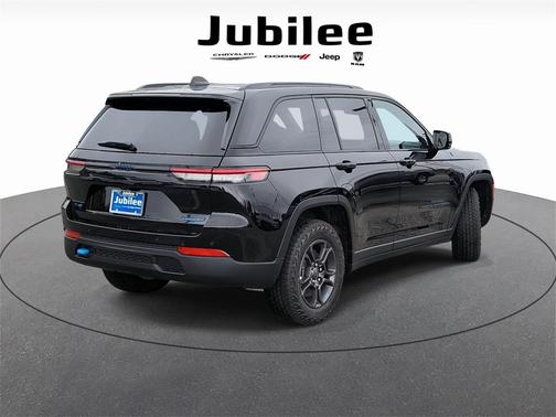 2025 Jeep Grand Cherokee 4xe Trailhawk
