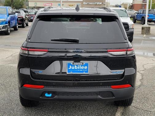 2025 Jeep Grand Cherokee 4xe Trailhawk