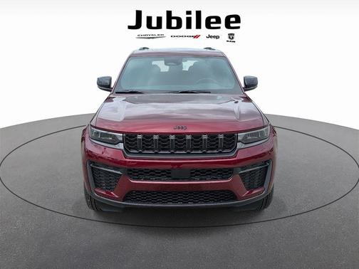 Velvet Red Pearlcoat 2026 Jeep Grand Cherokee Laredo