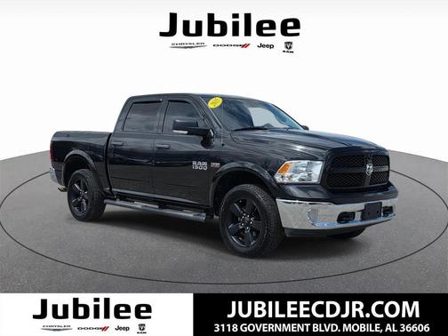 2015 RAM 1500 SLT