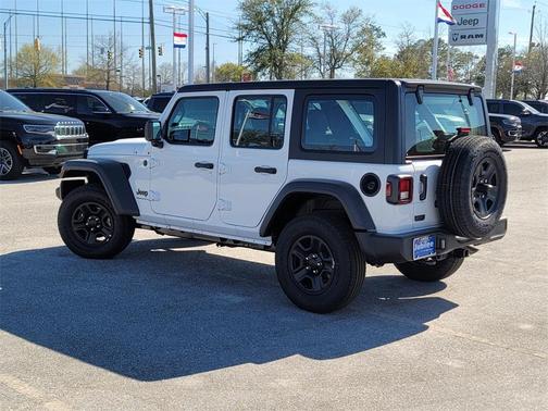 2025 Jeep Wrangler Sport