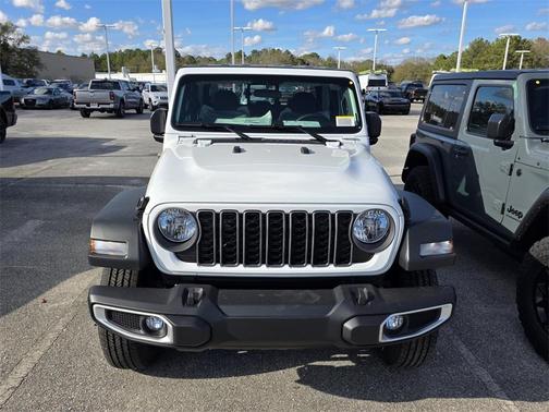 2026 Jeep Gladiator Sport