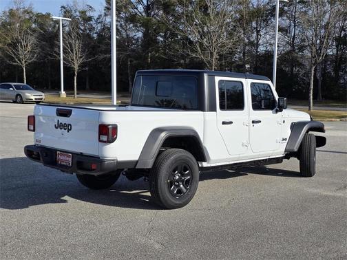 2026 Jeep Gladiator Sport