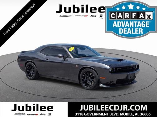 Granite Crystal Clearcoat Metallic 2019 Dodge Challenger R/T Scat Pack