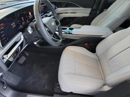 2024 Cadillac LYRIQ Luxury