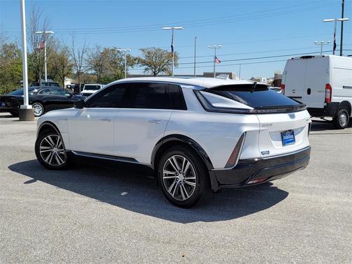 2024 Cadillac LYRIQ Luxury