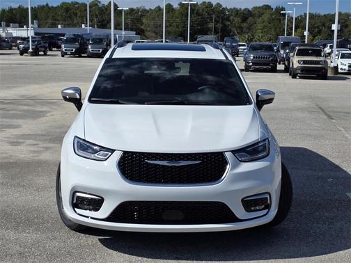 2026 Chrysler Pacifica Pinnacle