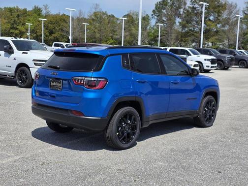 Hydro Blue Pearlcoat 2026 Jeep Compass Latitude