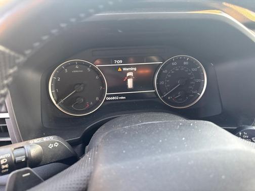 Silver 2022 Mitsubishi Outlander SE