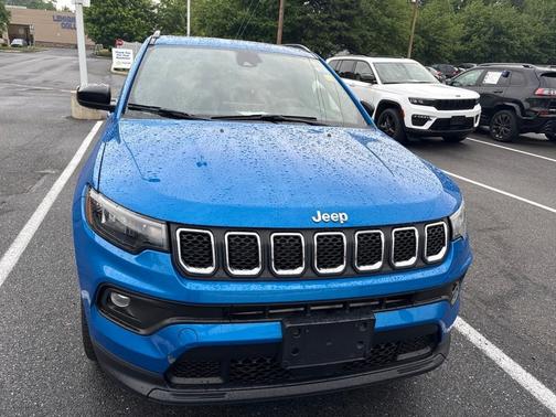 Blue 2023 Jeep Compass Latitude Lux