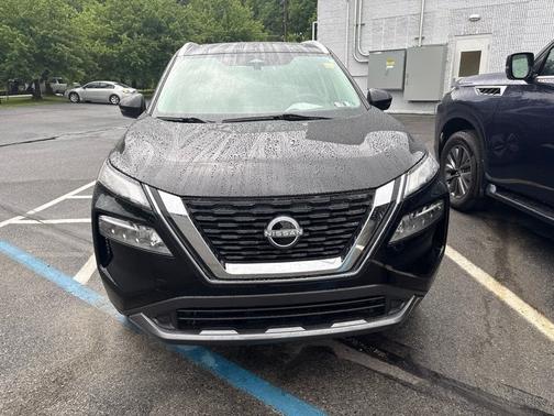 Black 2023 Nissan Rogue SL