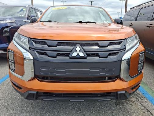 Orange 2021 Mitsubishi Outlander Sport 2.0 LE