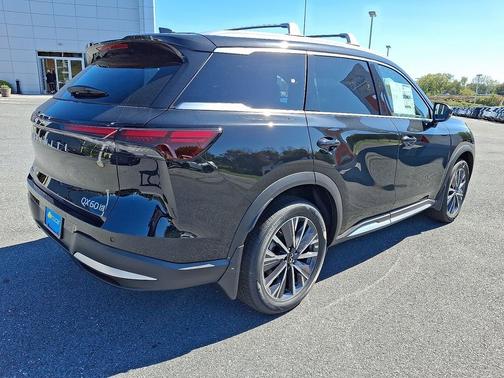 MINERAL BLACK 2026 INFINITI QX60 Luxe AWD