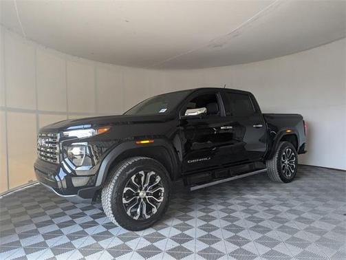 2024 GMC Canyon Denali