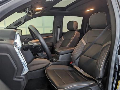 2024 GMC Canyon Denali