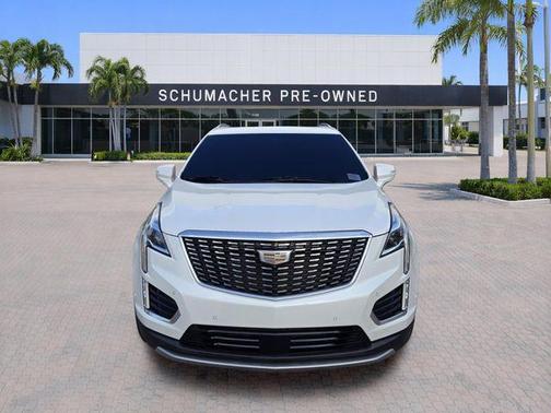Crystal White Tri-Coat 2020 Cadillac XT5 Premium Luxury