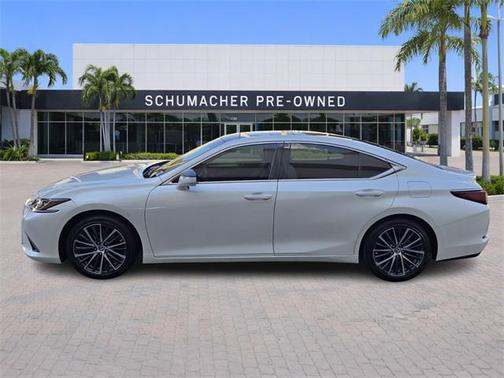 2022 Lexus ES 350 Base
