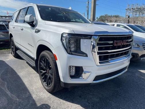 2021 GMC Yukon SLT