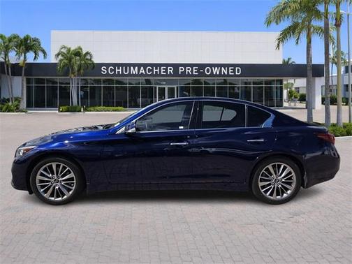 2023 INFINITI Q50 LUXE