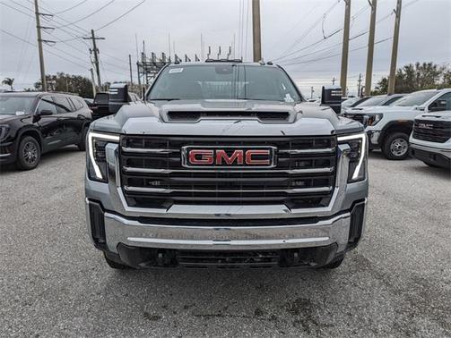 2025 GMC Sierra 2500 SLT
