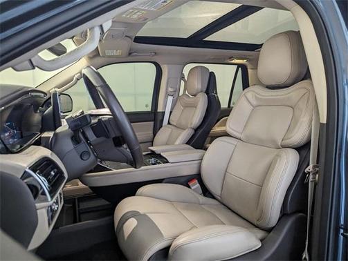 2024 Lincoln Navigator L Reserve