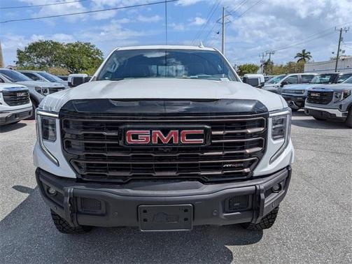 2025 GMC Sierra 1500 AT4X